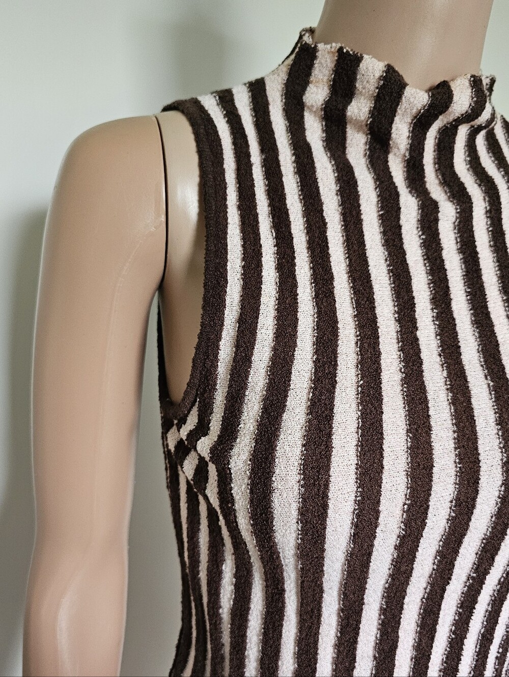 New Zara Striped Textured High Neck Sleeveless Knit Top - Picture 9 of 12